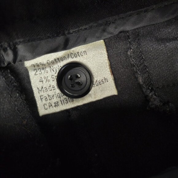 Dynamite Stretch Y2K Crop Pants - Picture 4 of 4